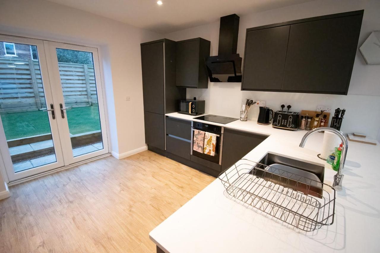 Moseley Gardens Fallowfield Manchester Room photo